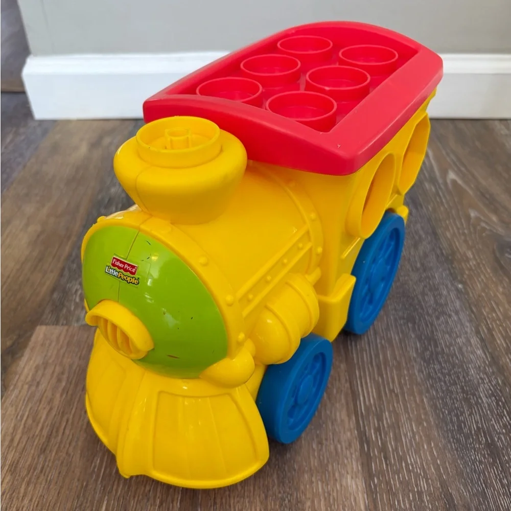 Fisher Price Little People Builders Train as is. Does NOT have the blocks